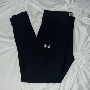 Women’s Under Armour Black Leggings.
Size XL